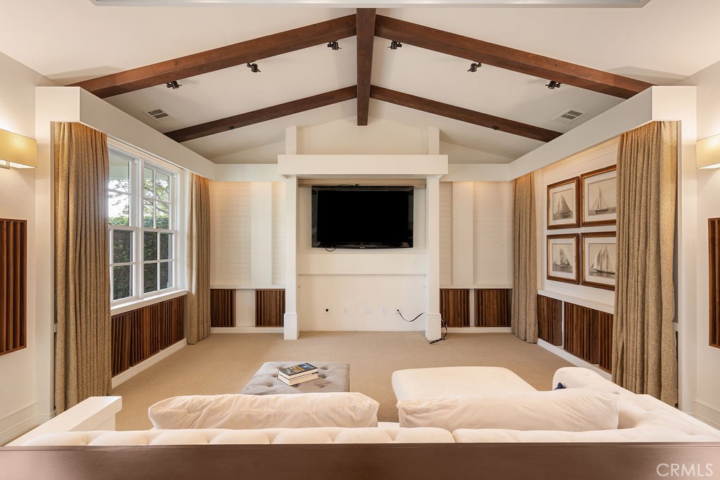4215 Hidden Oaks