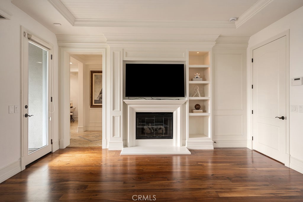 4215 Hidden Oaks