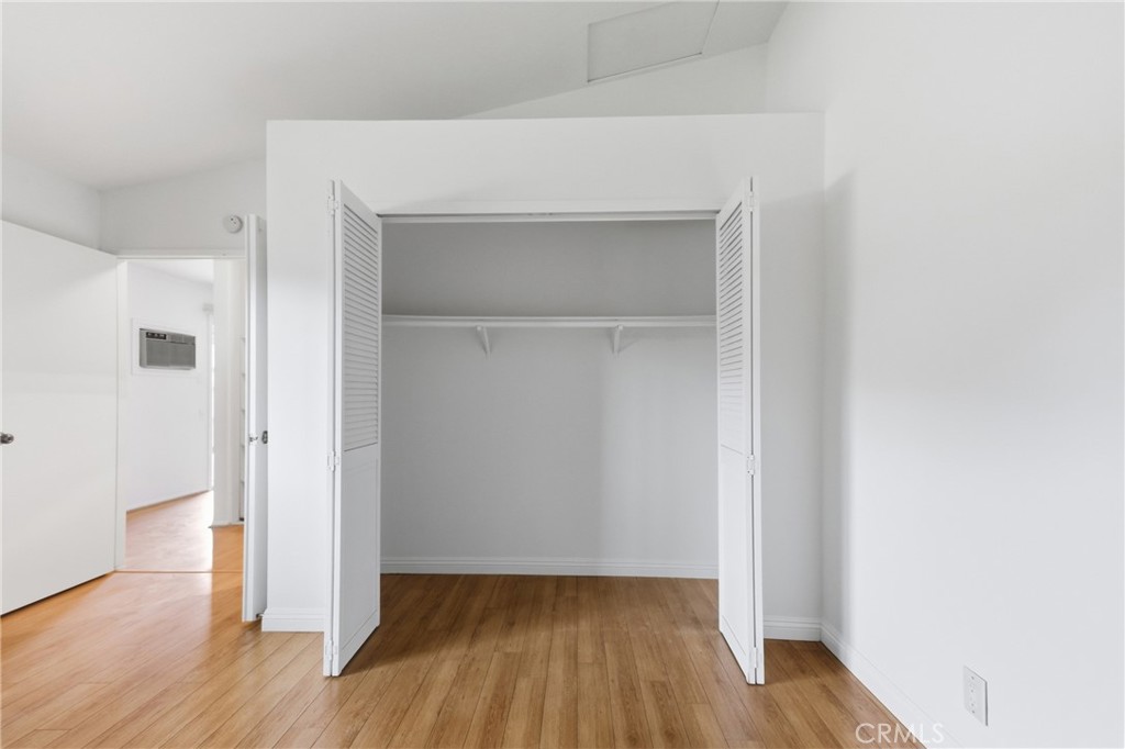 7712 Elder Way