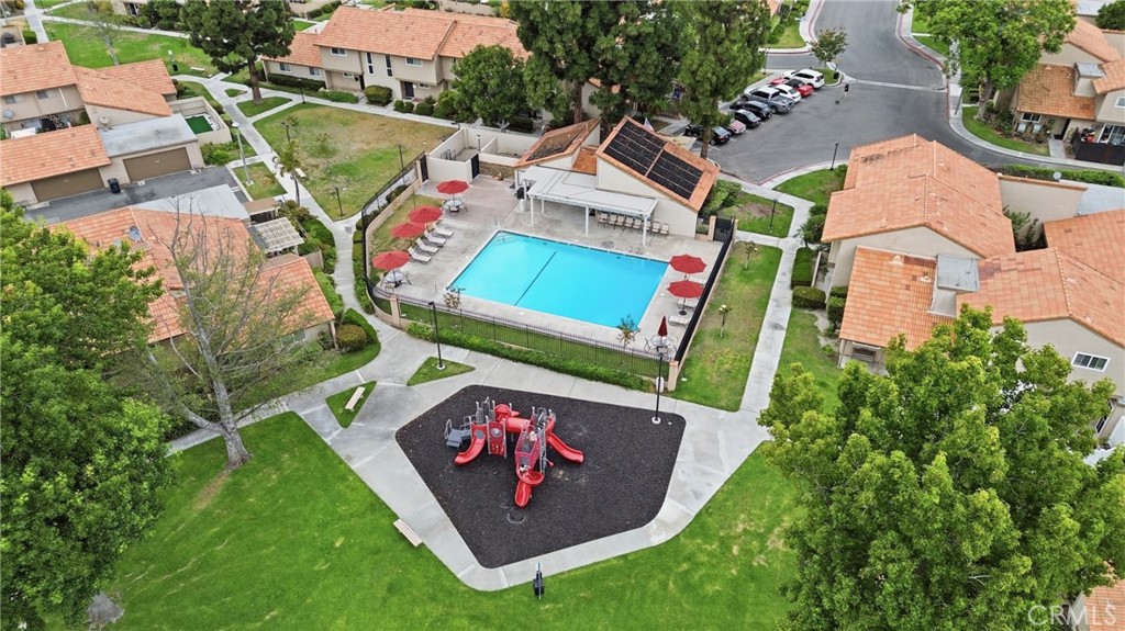 7712 Elder Way