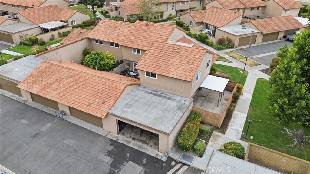 7712 Elder Way