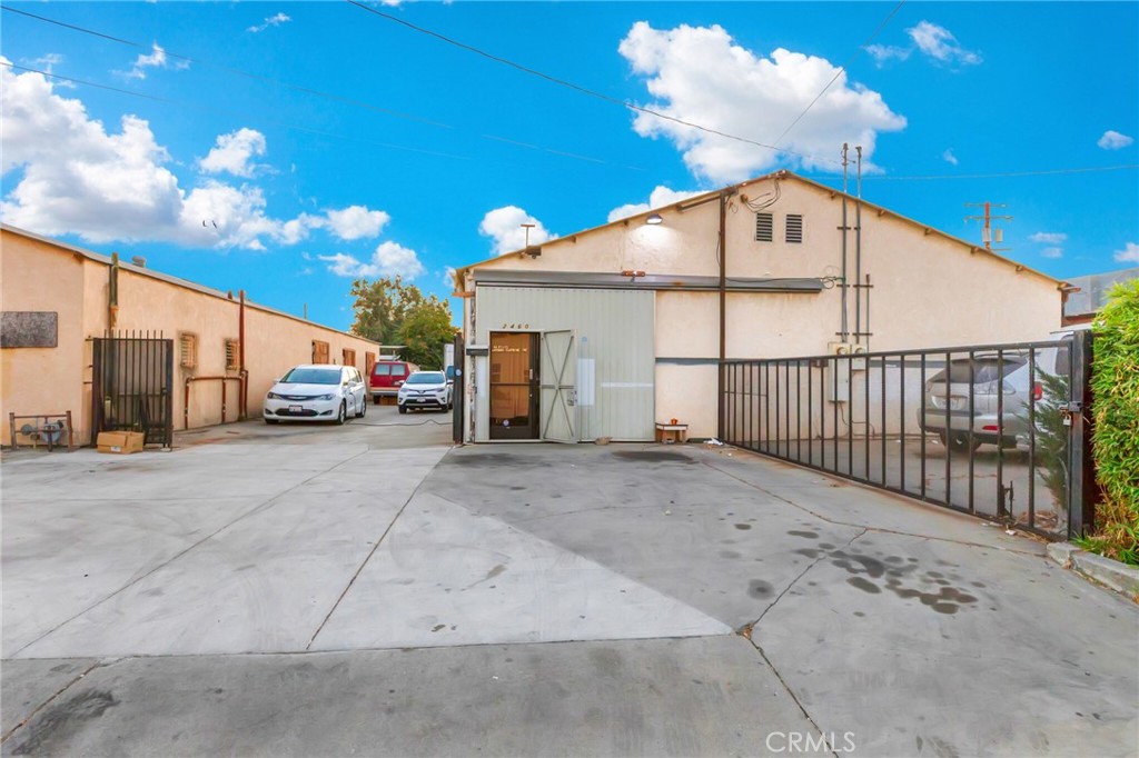 2460 Chico