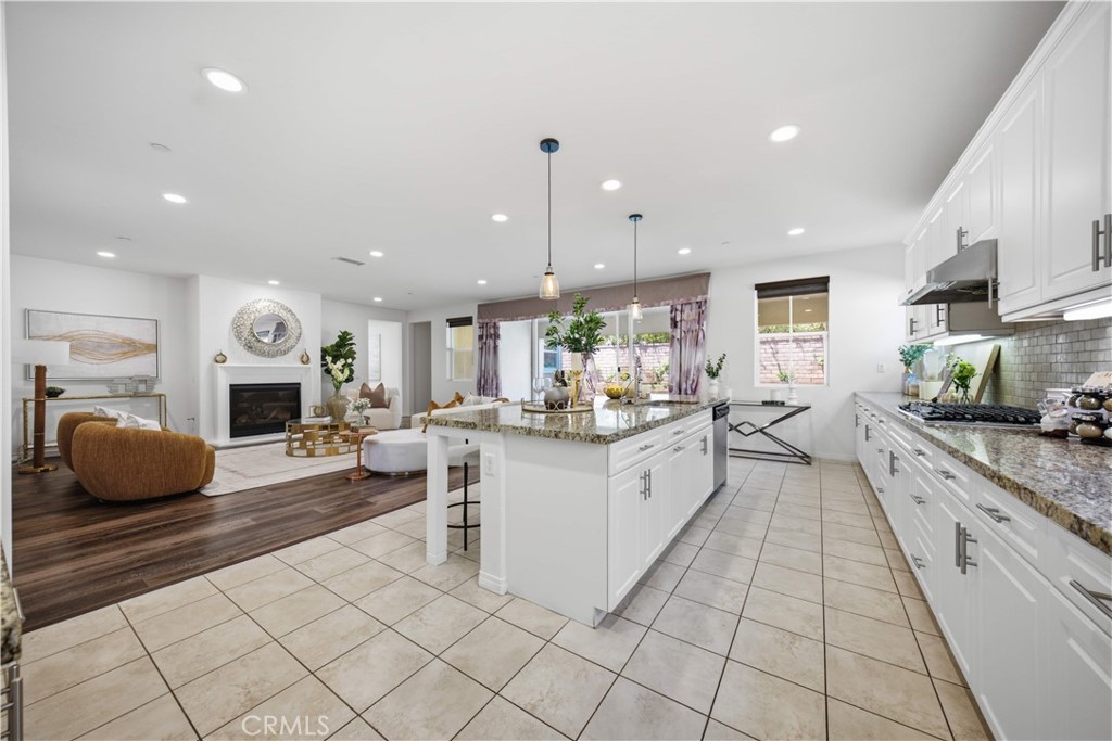 3401 E Rutherford