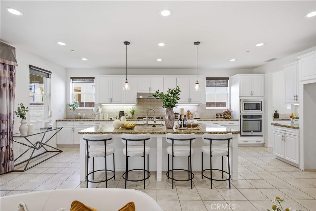 3401 E Rutherford