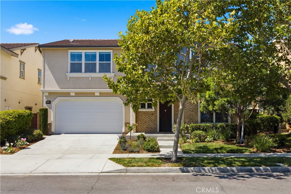 3401 E Rutherford