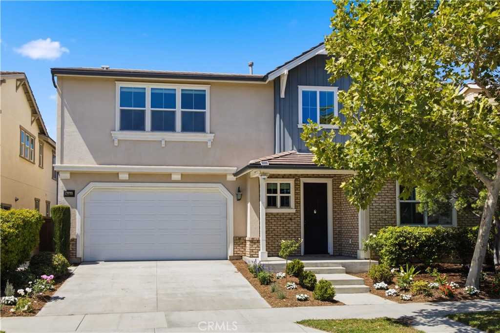 3401 E Rutherford