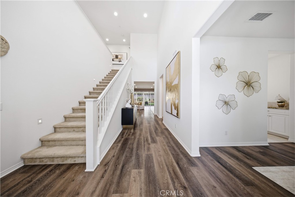 3401 E Rutherford