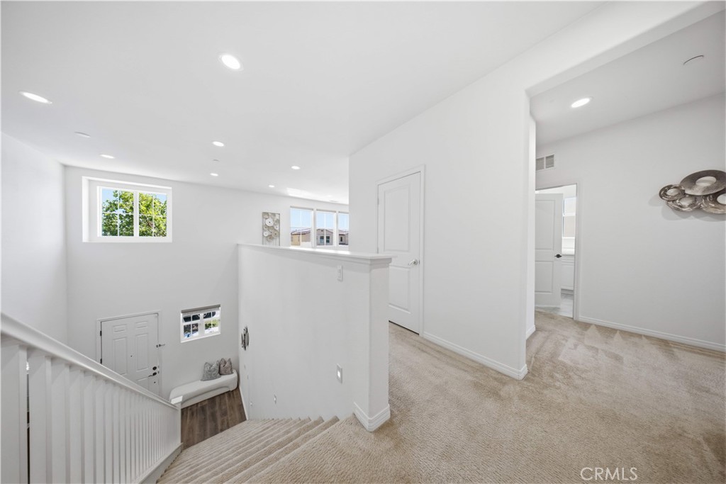 3401 E Rutherford