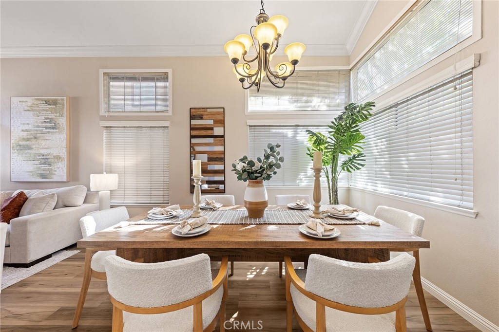 2460 Valley View