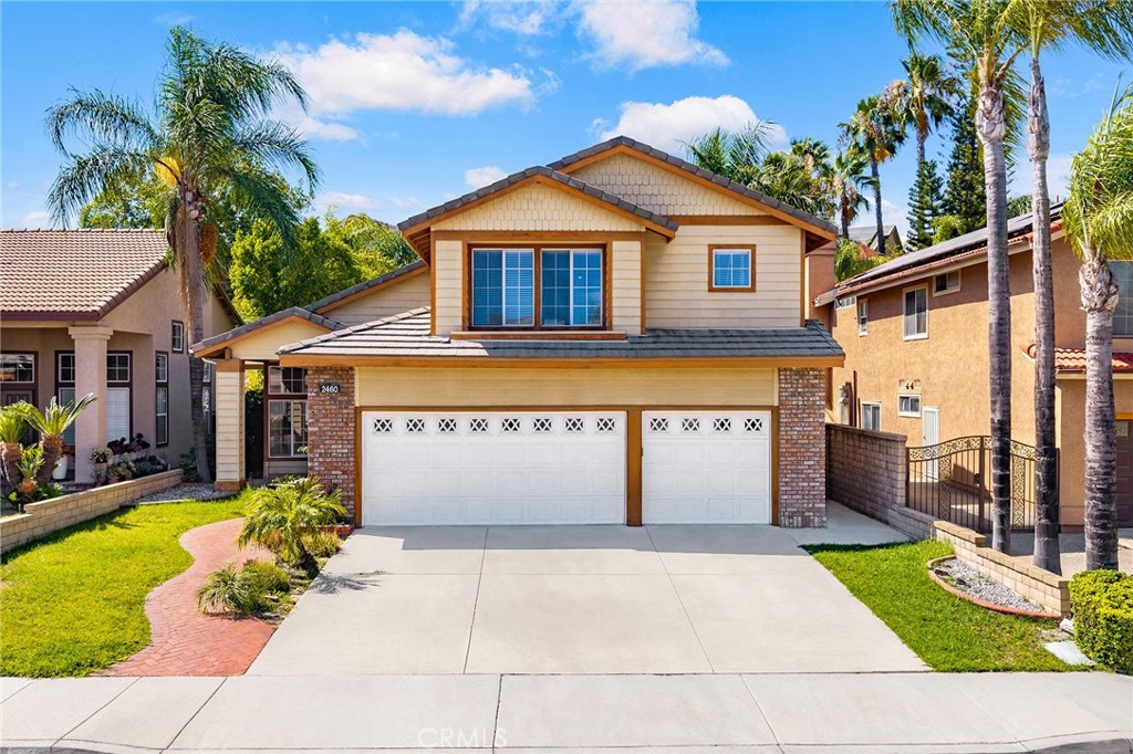2460 Valley View