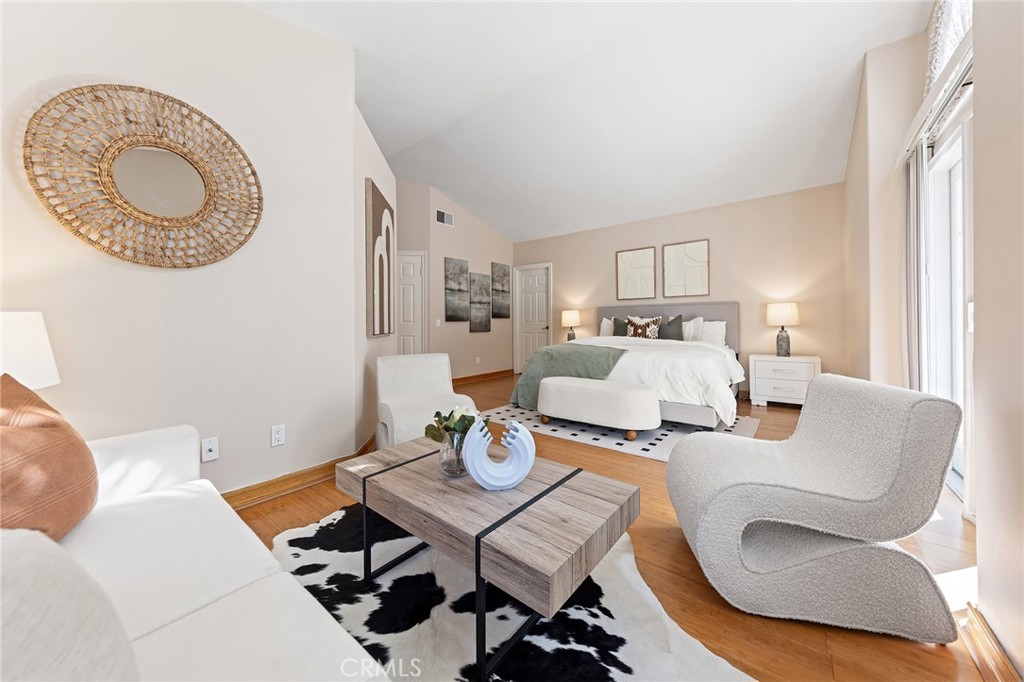 2460 Valley View