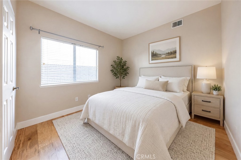 2460 Valley View