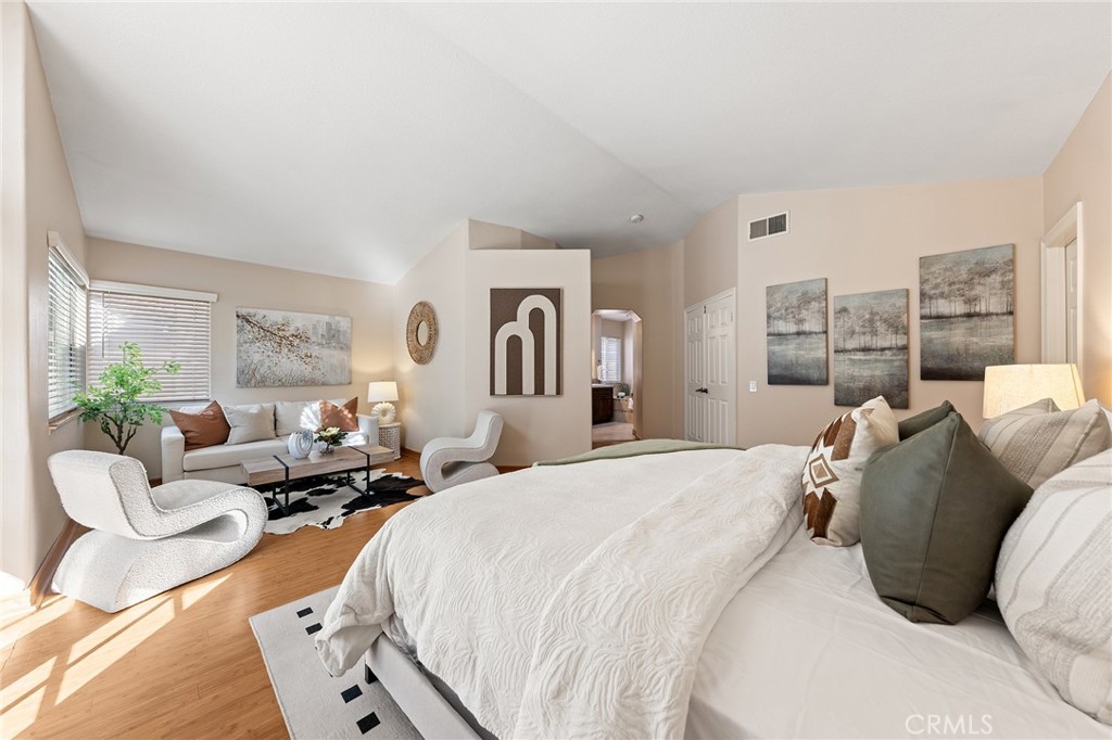 2460 Valley View