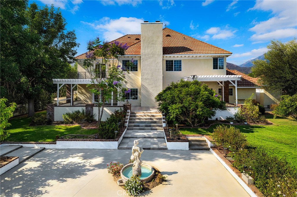 648 Pomello Drive