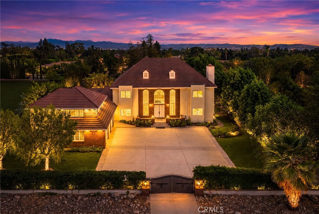 648 Pomello Drive