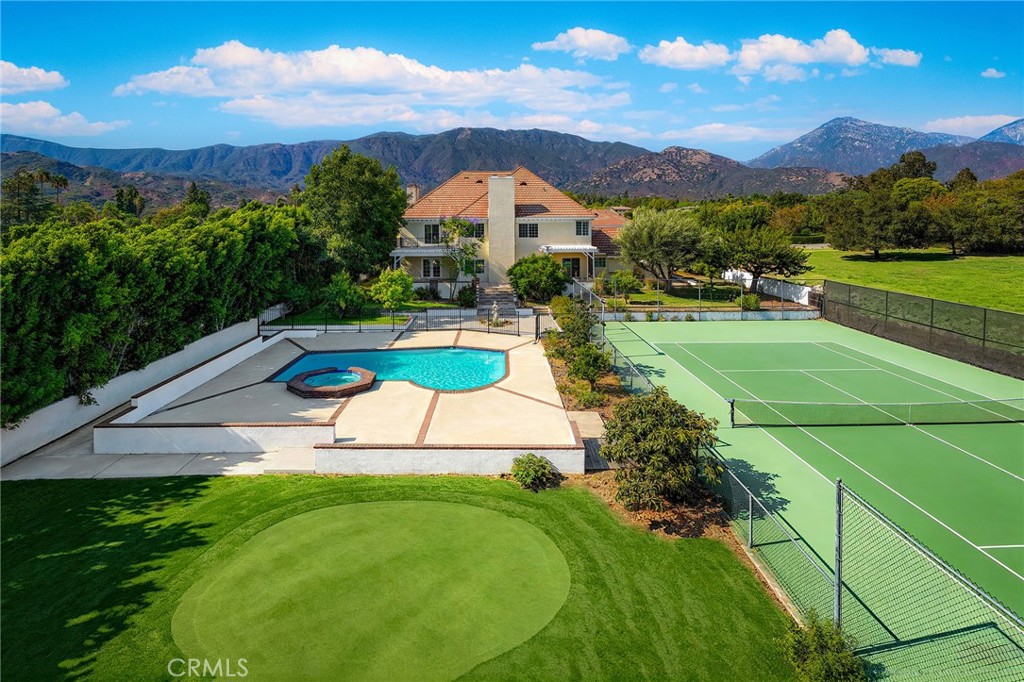 648 Pomello Drive