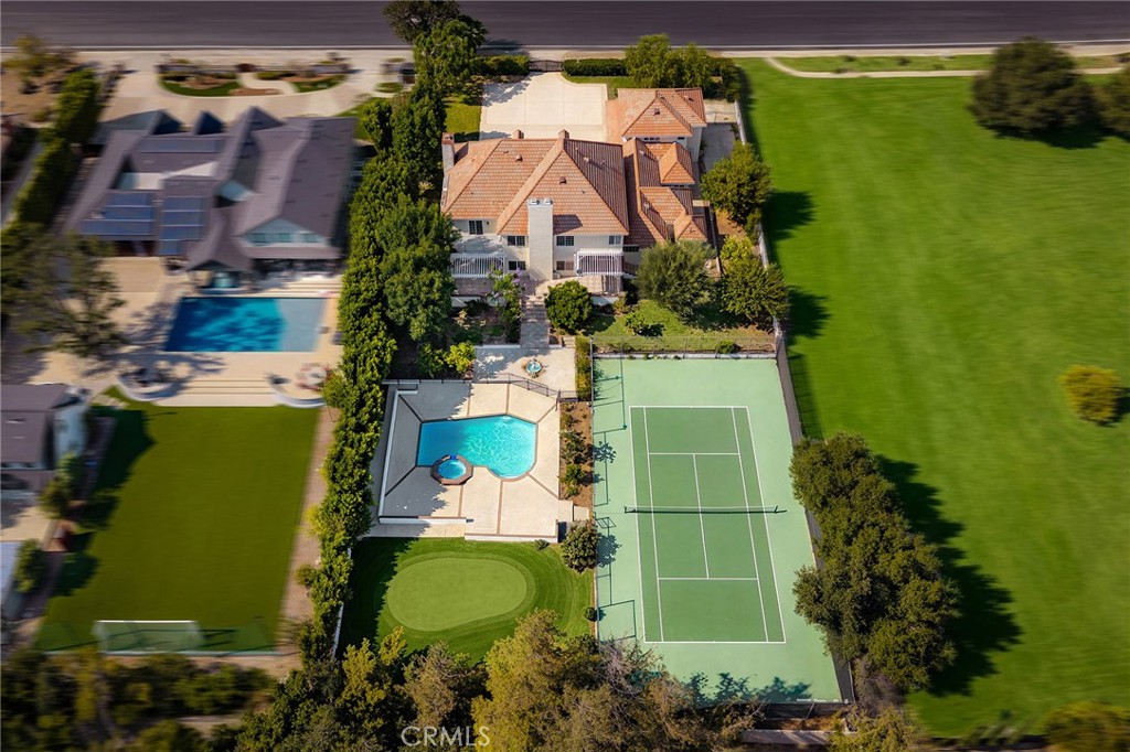 648 Pomello Drive