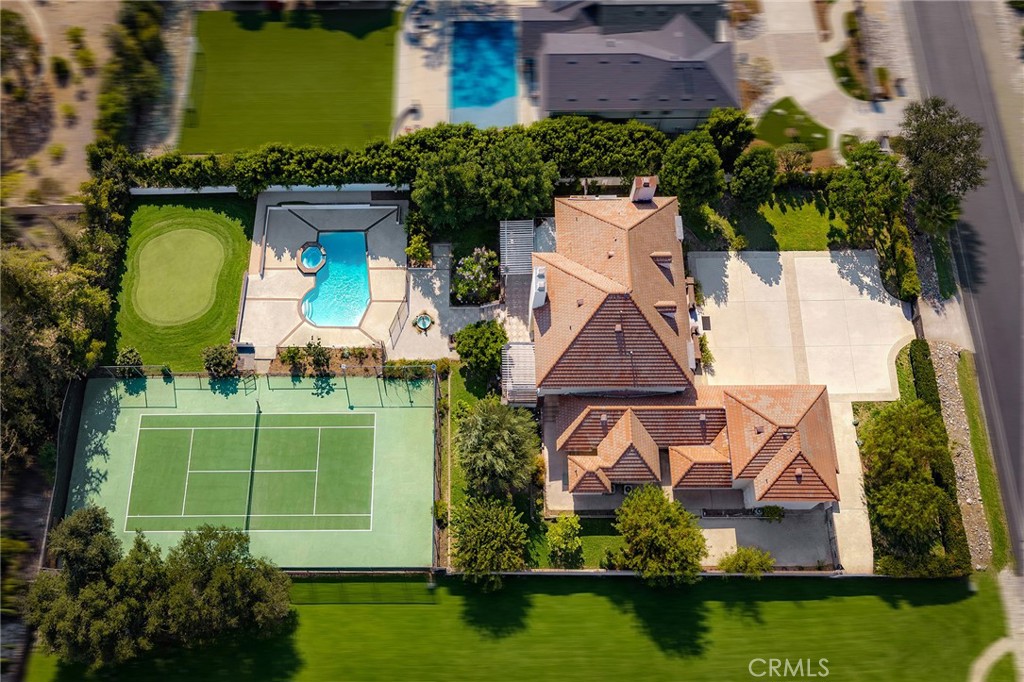 648 Pomello Drive