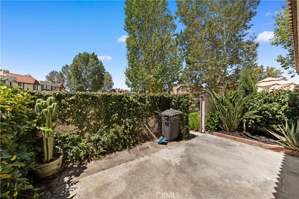 27640 Nugget Drive 3