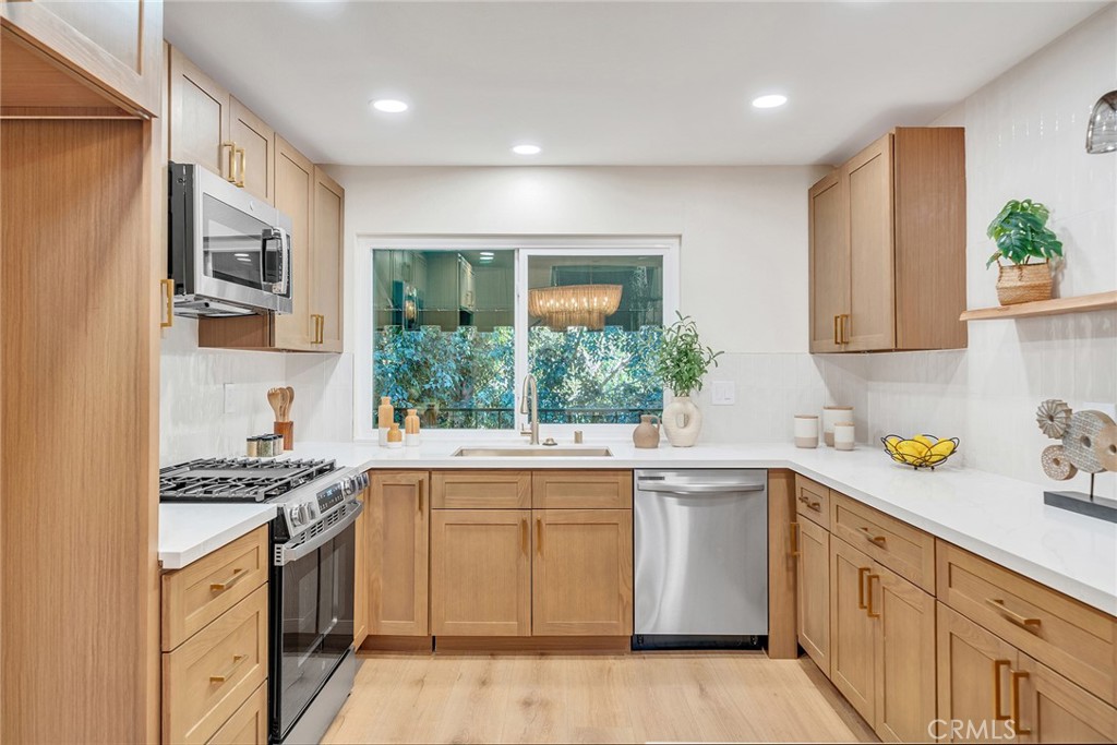 1821 Vista Del Oro