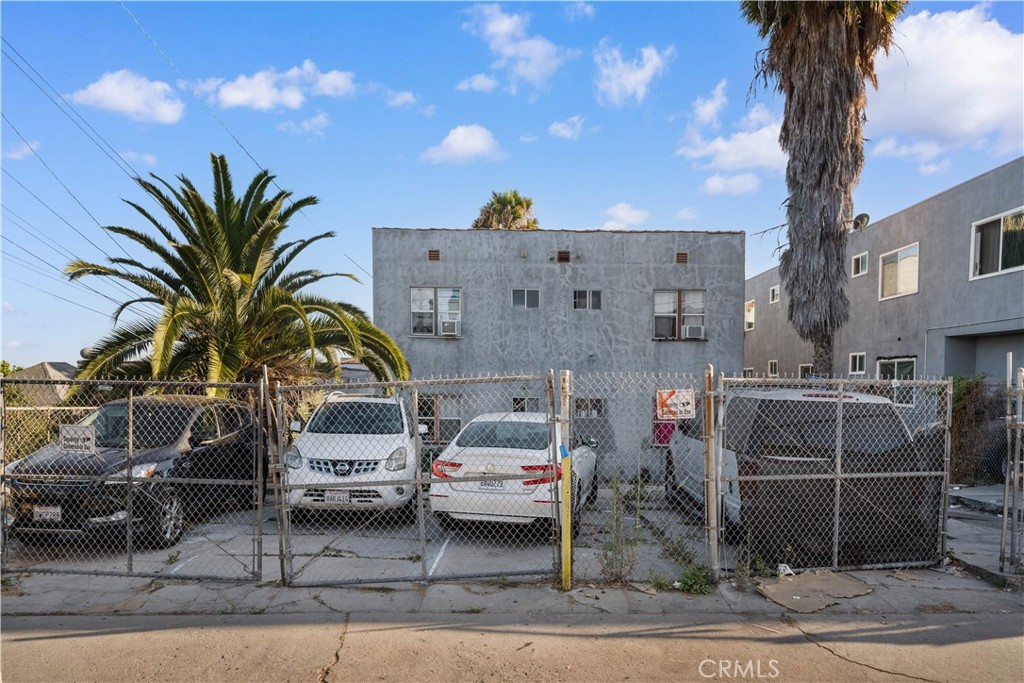 2441 Fairmount