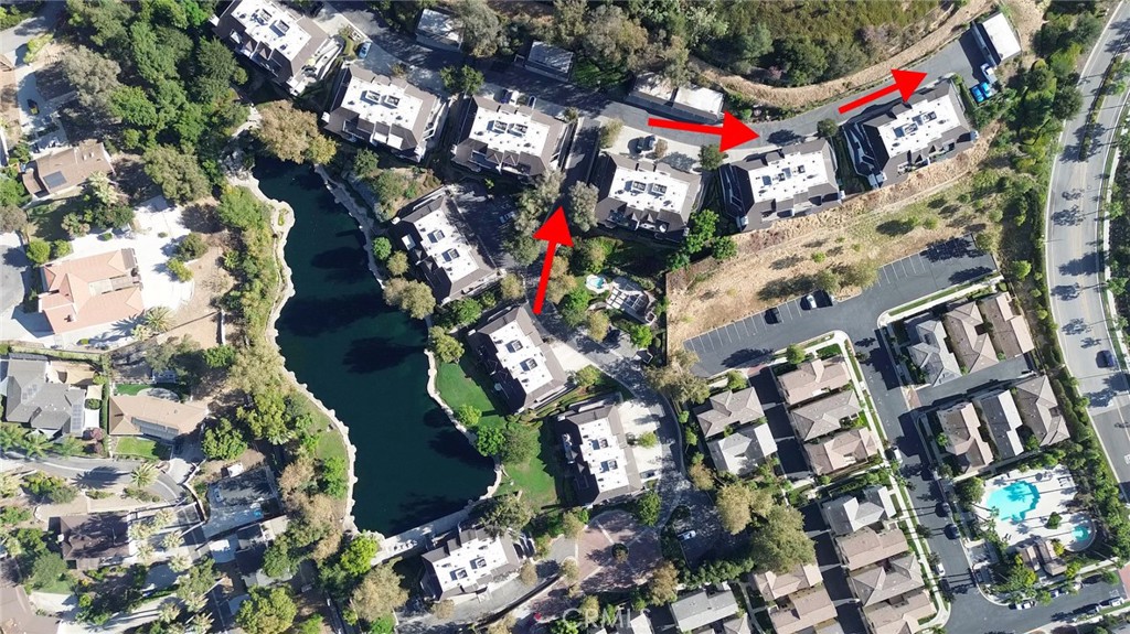 1033 Lakeview