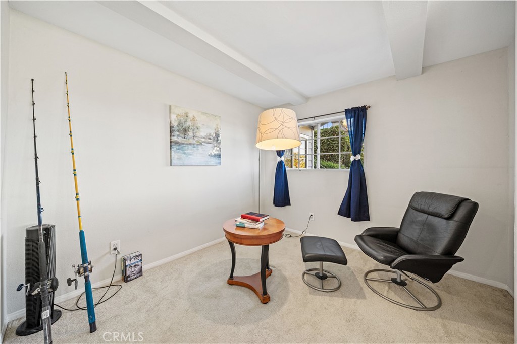 1033 Lakeview