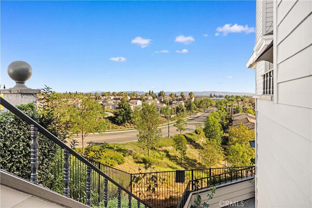1033 Lakeview