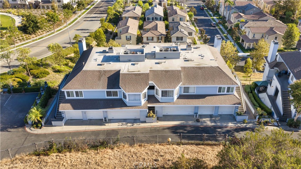 1033 Lakeview