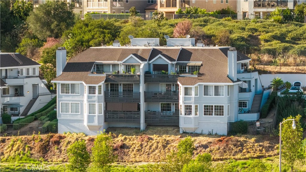1033 Lakeview