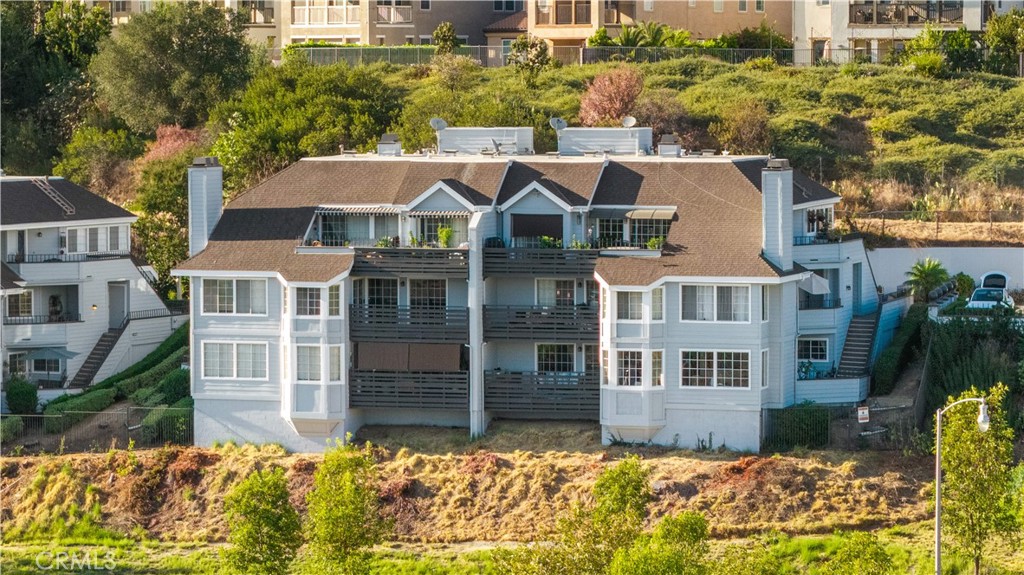 1033 Lakeview