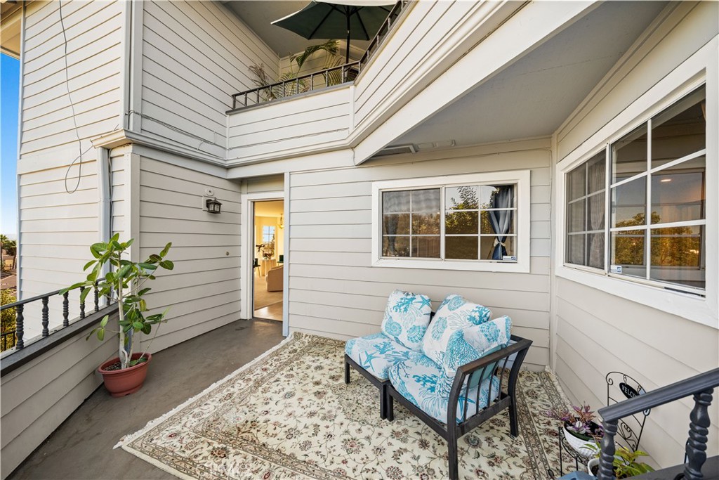 1033 Lakeview