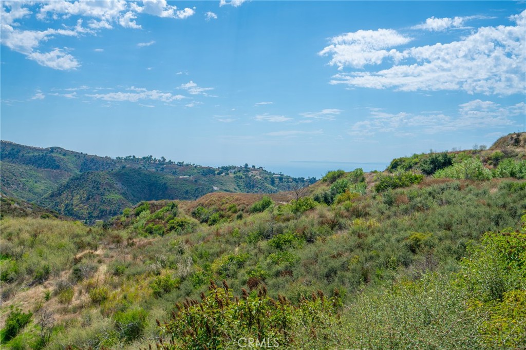 0 Castro Peak Motorway