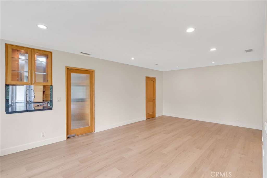 859 Saint Katherine