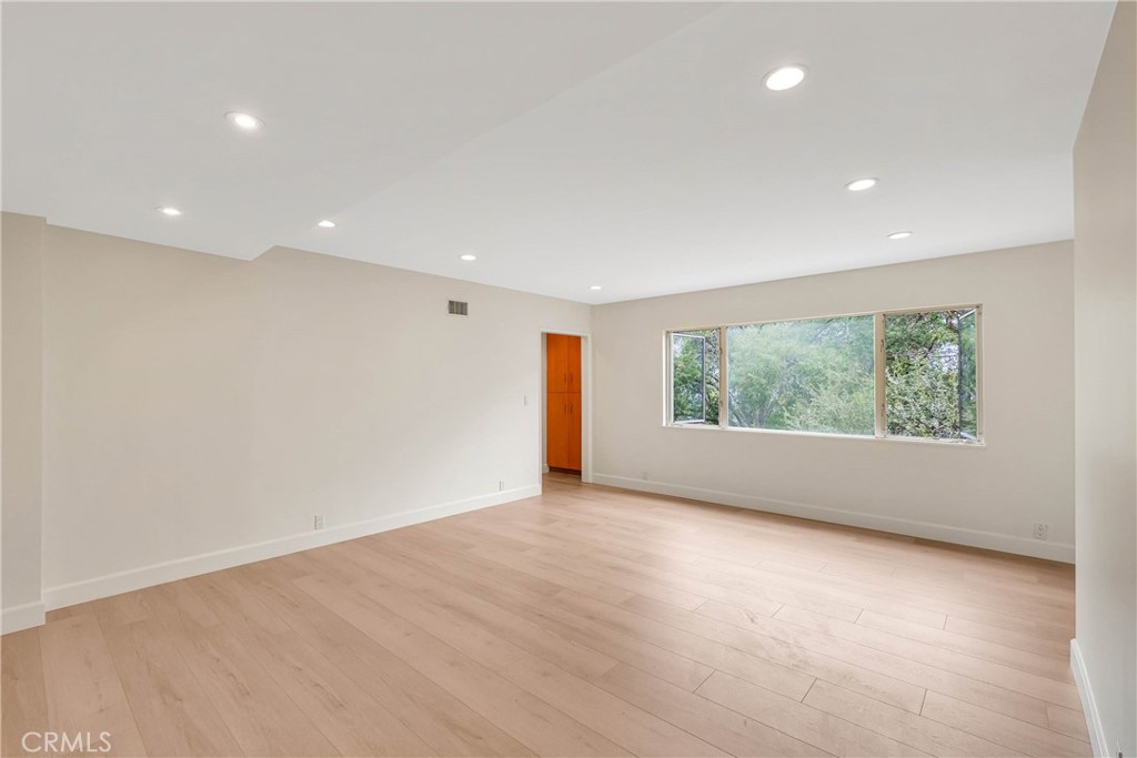 859 Saint Katherine