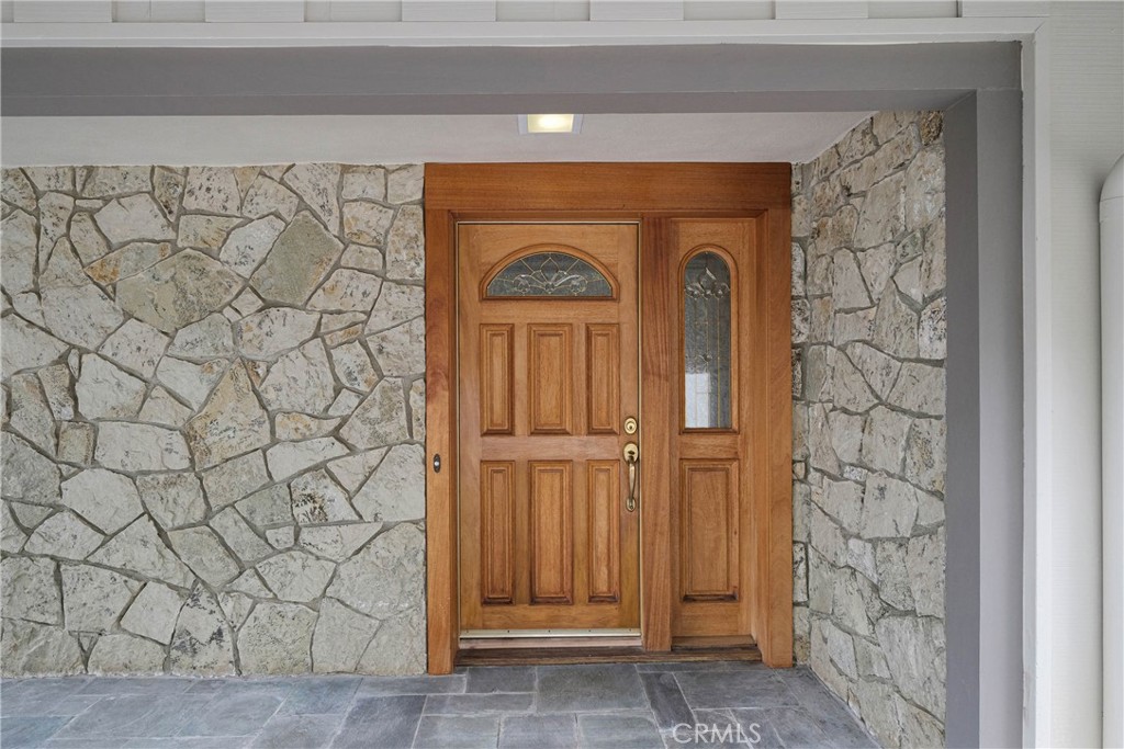 859 Saint Katherine