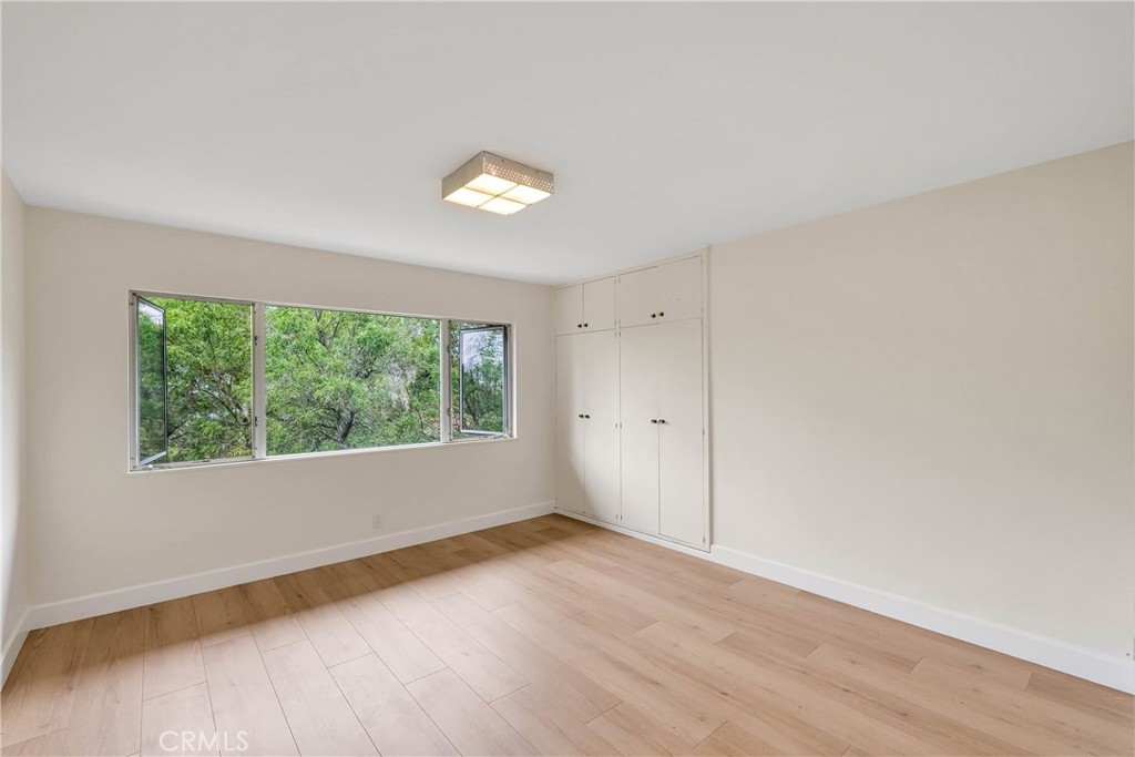 859 Saint Katherine