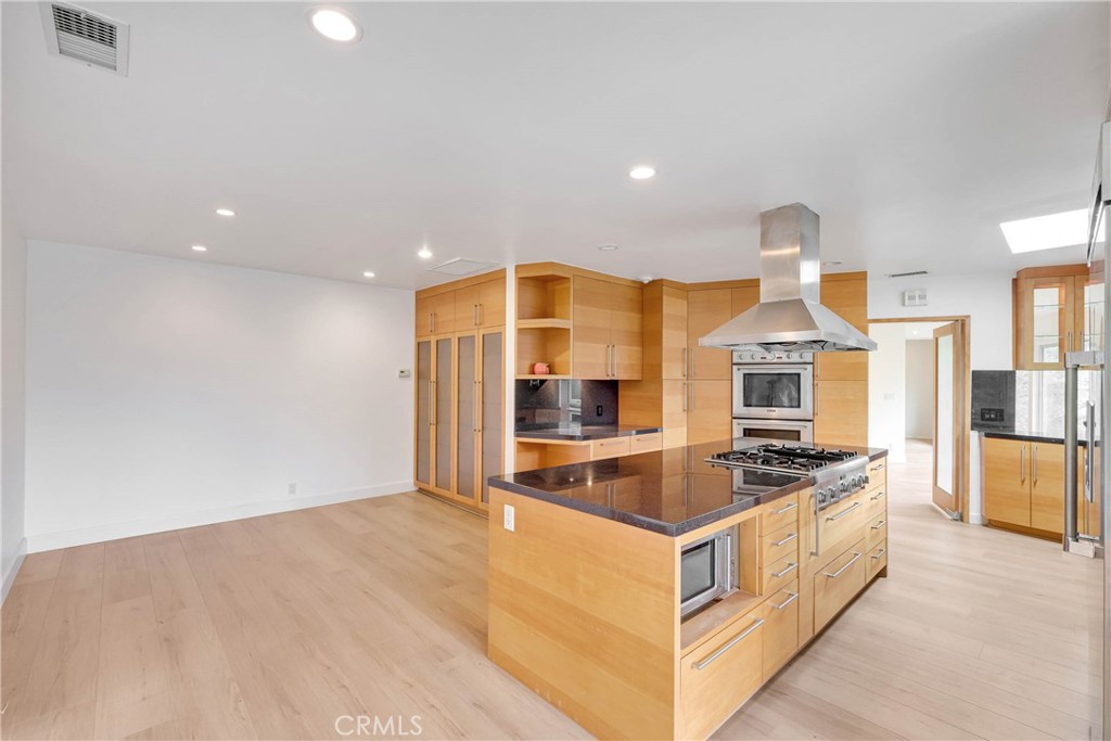 859 Saint Katherine