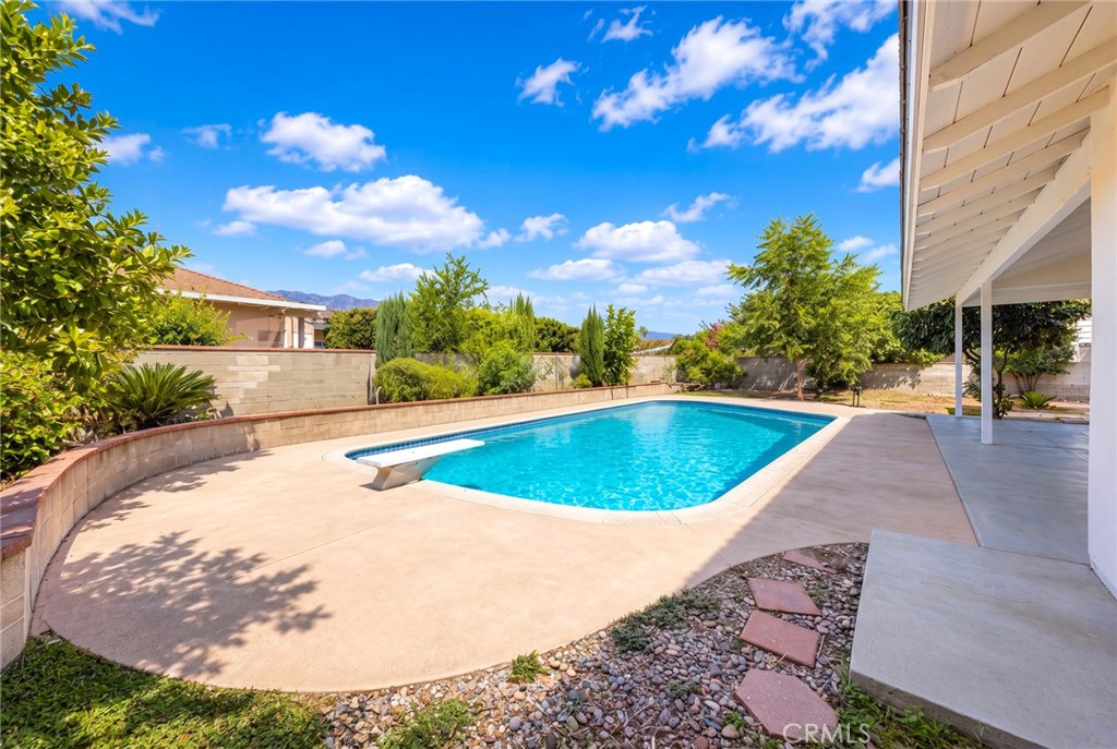 1137 Monte Verde