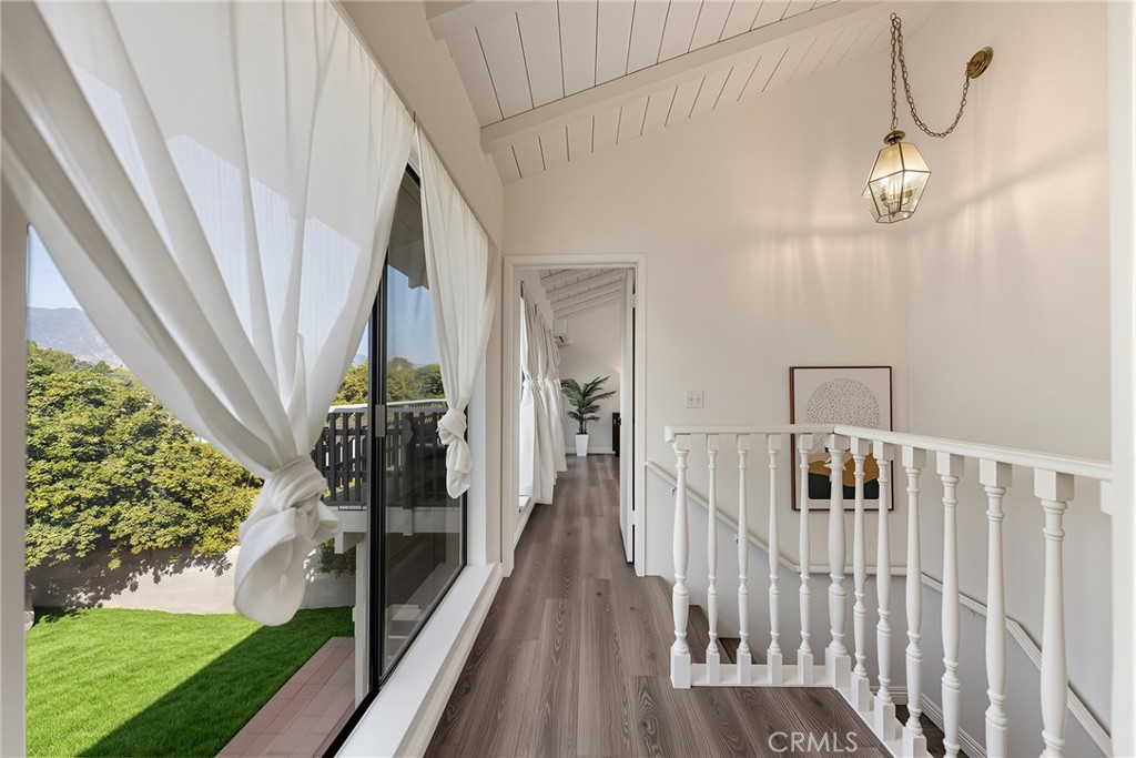 1137 Monte Verde