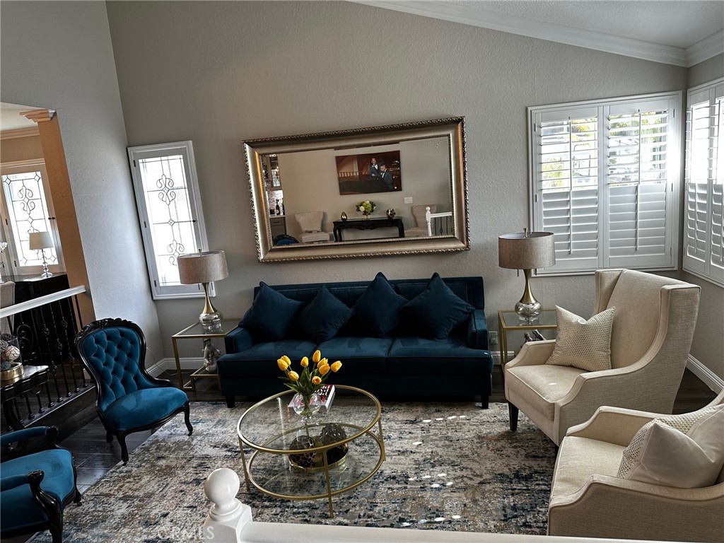 6 Quiet Hollow Road