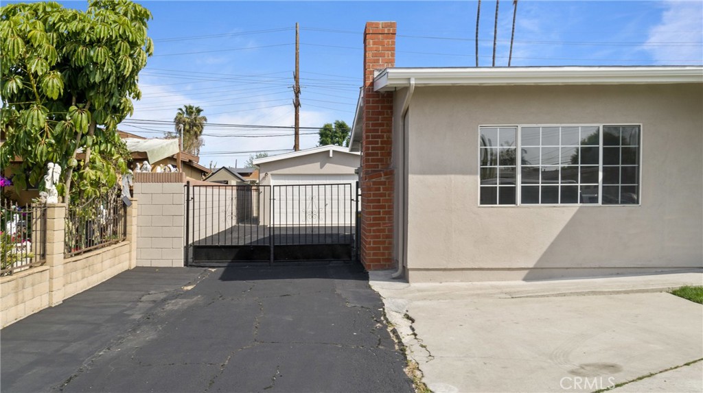 914 Greenberry Drive