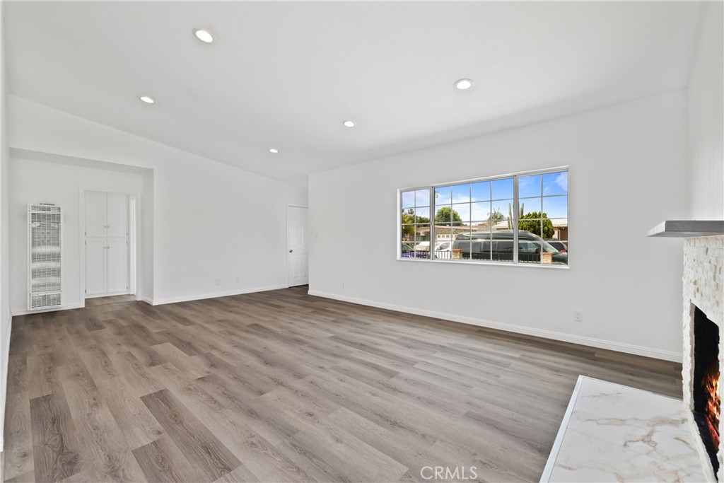 914 Greenberry Drive