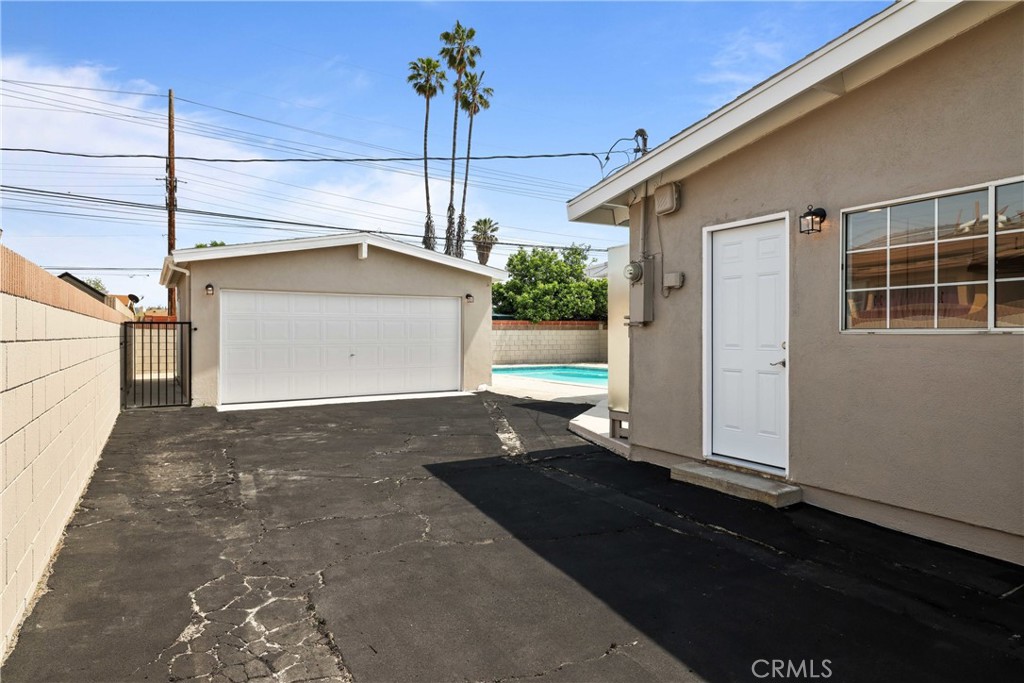 914 Greenberry Drive