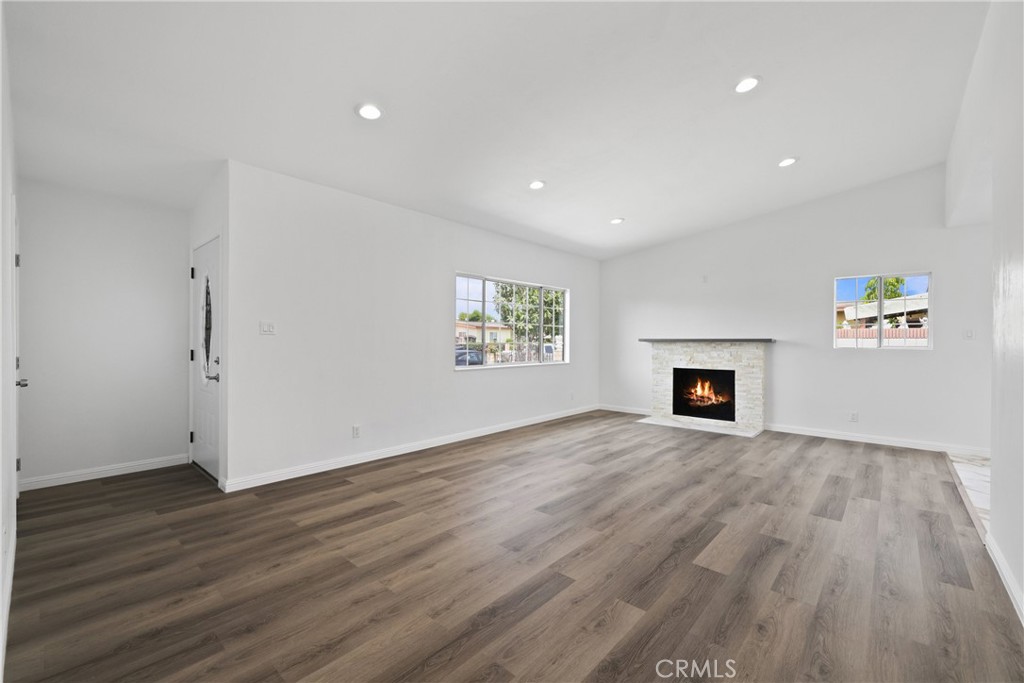 914 Greenberry Drive