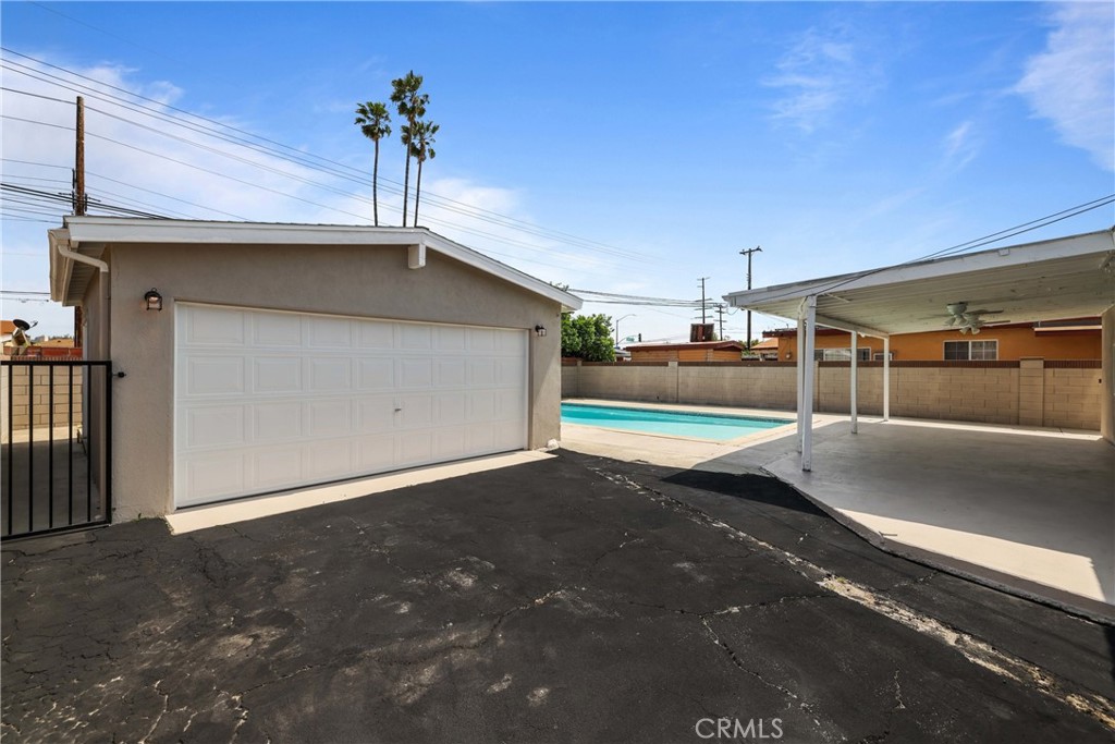 914 Greenberry Drive