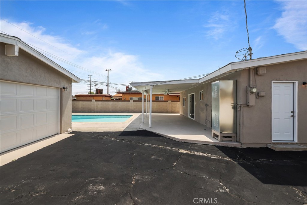 914 Greenberry Drive