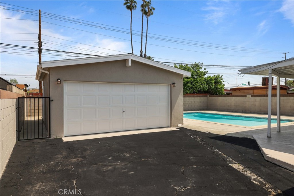 914 Greenberry Drive