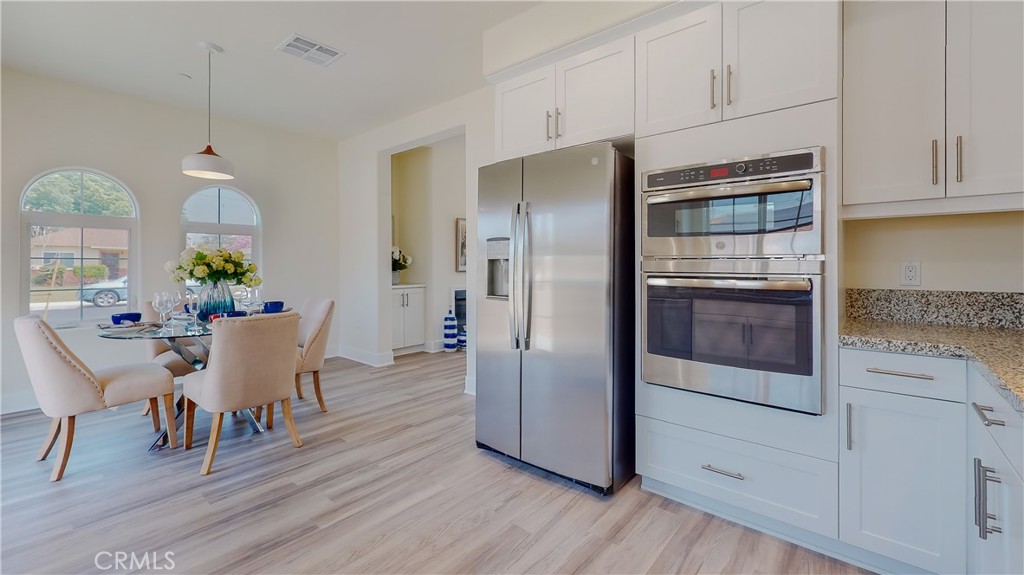 5563 N Burton Avenue