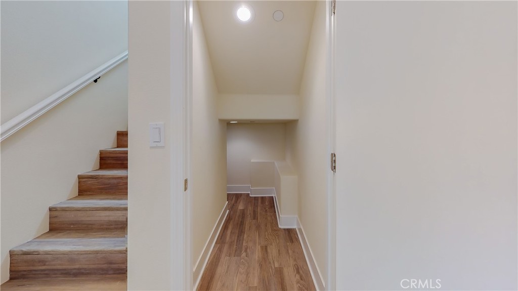 5563 N Burton Avenue